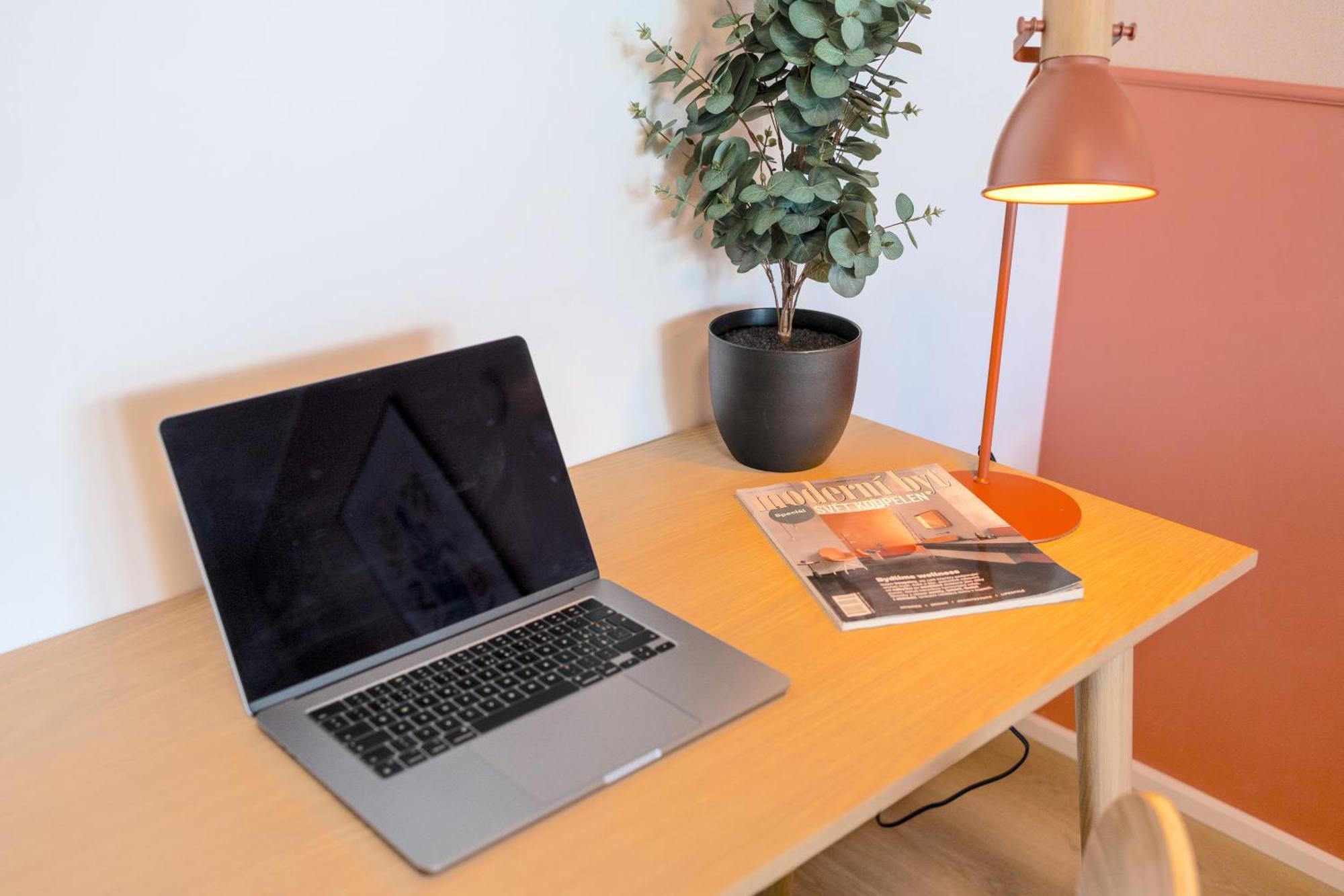 Design Apartment - Balcony, Free Parking, Yoga, 10 Mins To Center, By Gravity 布拉格 外观 照片