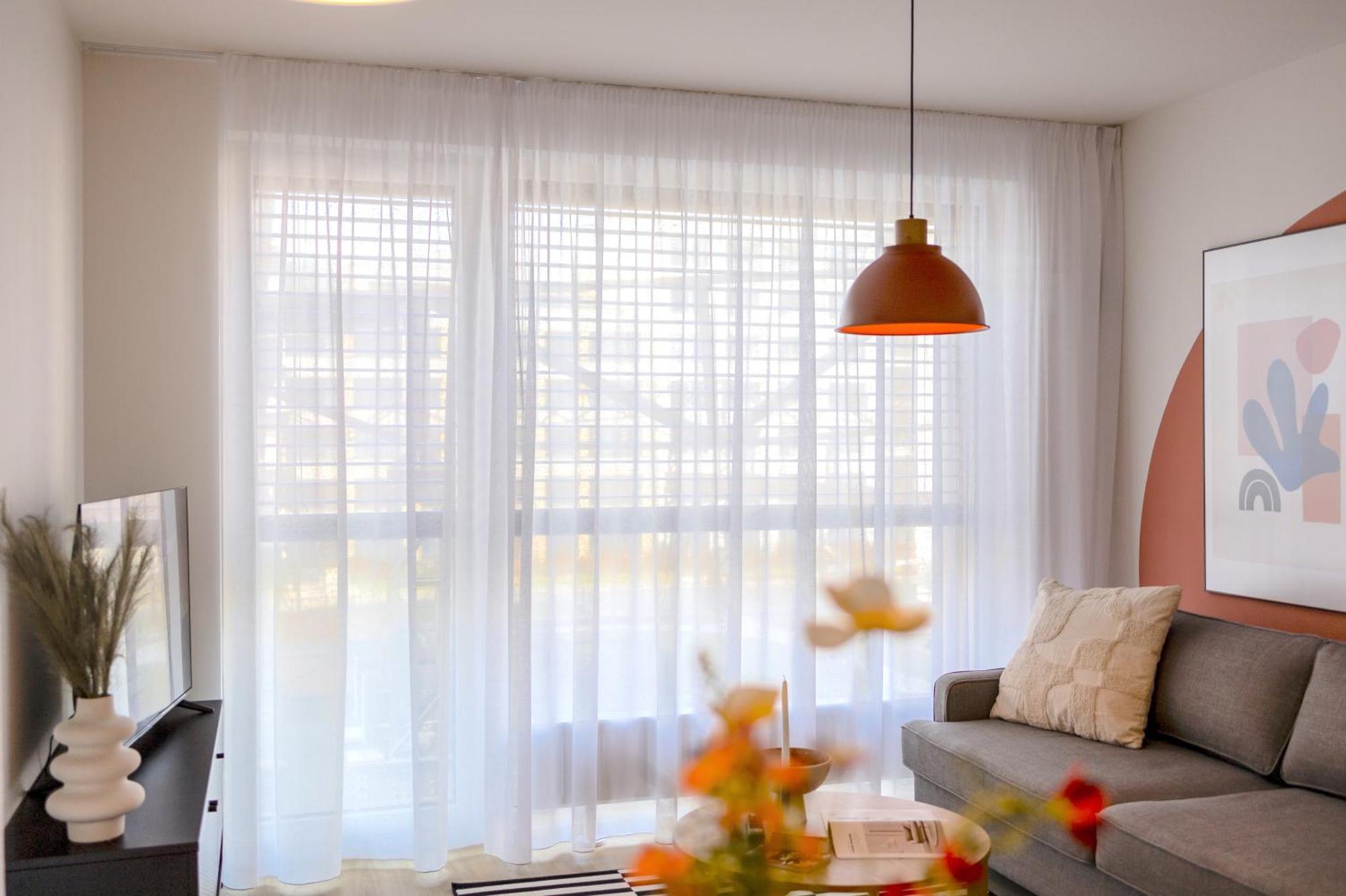 Design Apartment - Balcony, Free Parking, Yoga, 10 Mins To Center, By Gravity 布拉格 外观 照片