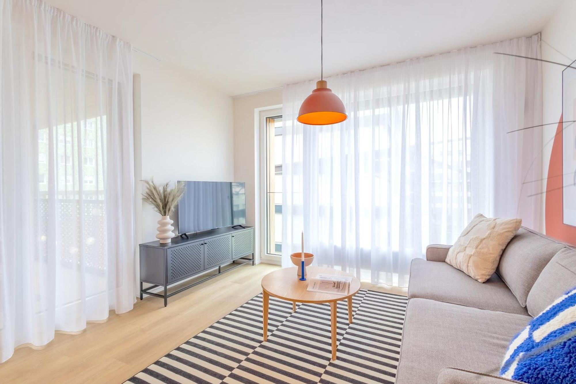 Design Apartment - Balcony, Free Parking, Yoga, 10 Mins To Center, By Gravity 布拉格 外观 照片